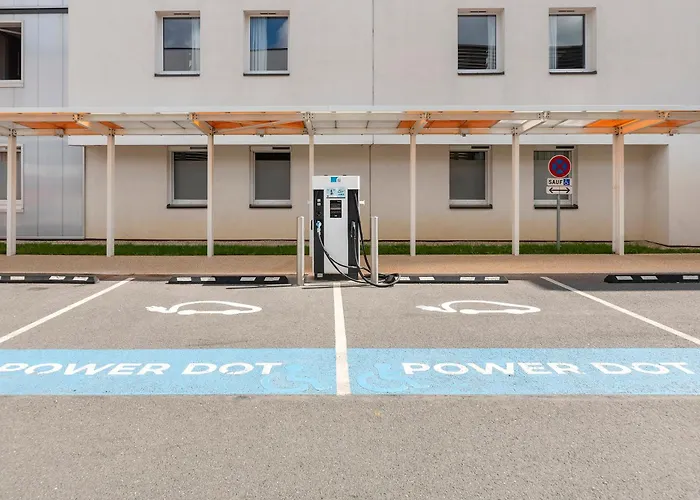 Ace Hôtel Paris Sud Villabe